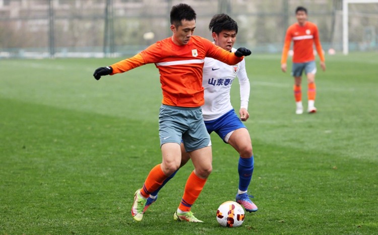 斯诺克联赛,南城闪电队与庐州玄武队读秒扳平,体能对抗拉满!边后卫成为亮点 斯诺克联赛,南城闪电队与庐州玄武队读秒扳平,体能对抗拉满!边后卫成为亮点