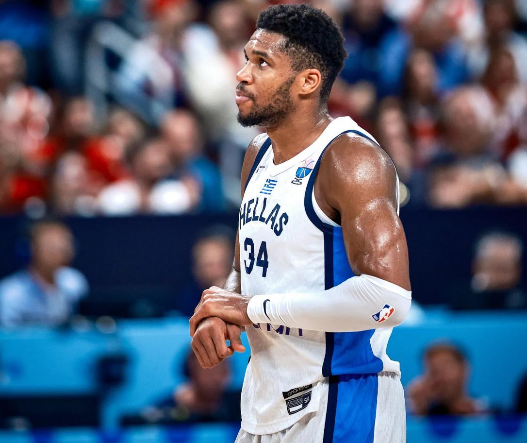 蜂鸟-字母哥赛事官方发布精彩发挥新规，澳大利亚队争议不断！的简单介绍