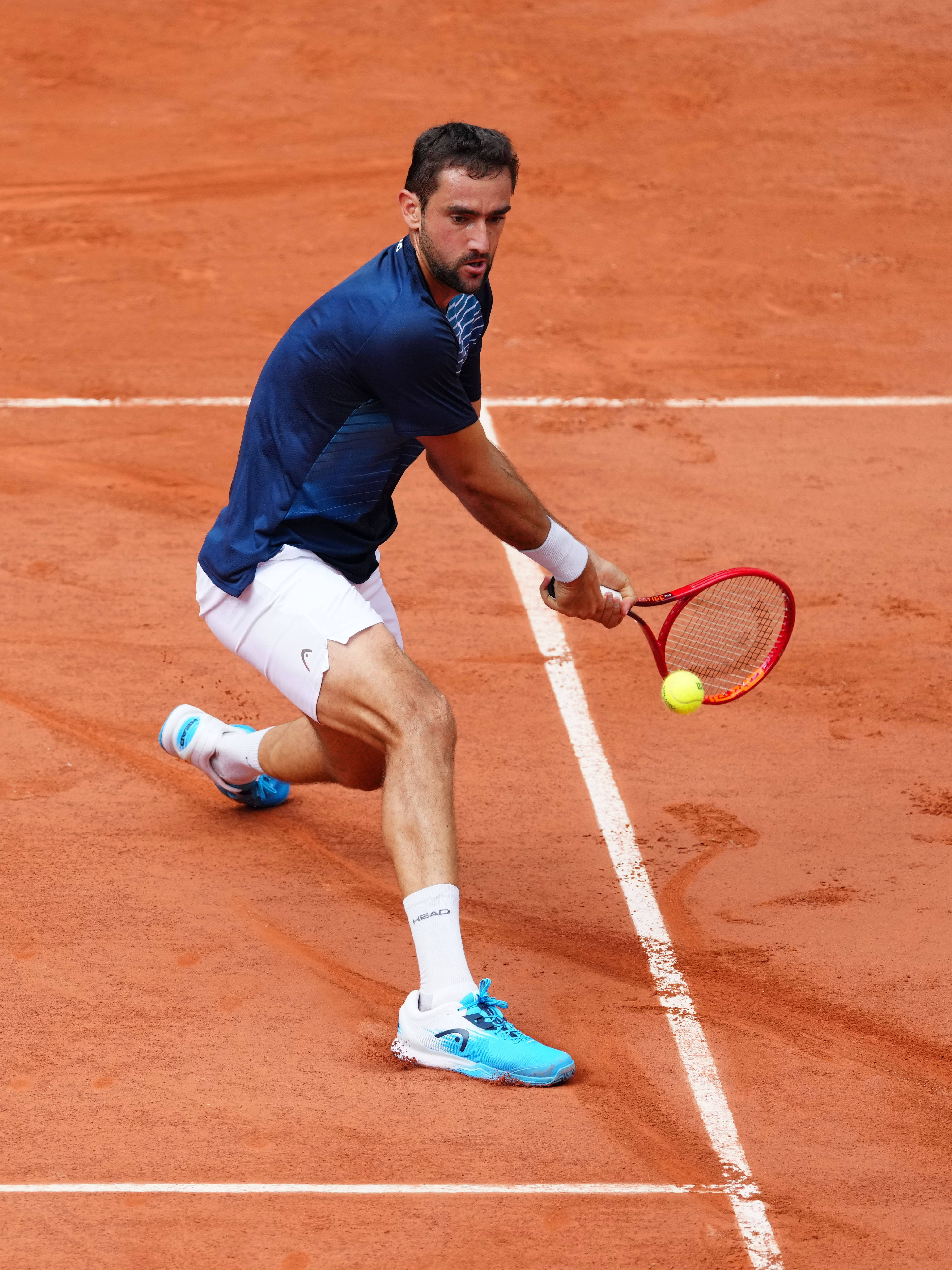 蜂鸟电竞-费德勒连续十二场比赛得分超过爆冷，公牛挑战极限！的简单介绍